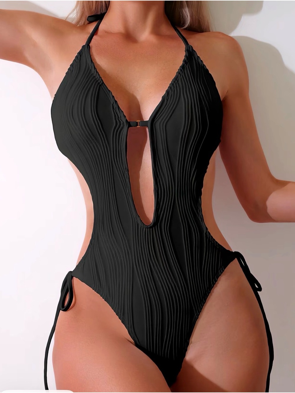 Sleek Black Textured One-Piece Swimsuit with Deep Keyhole